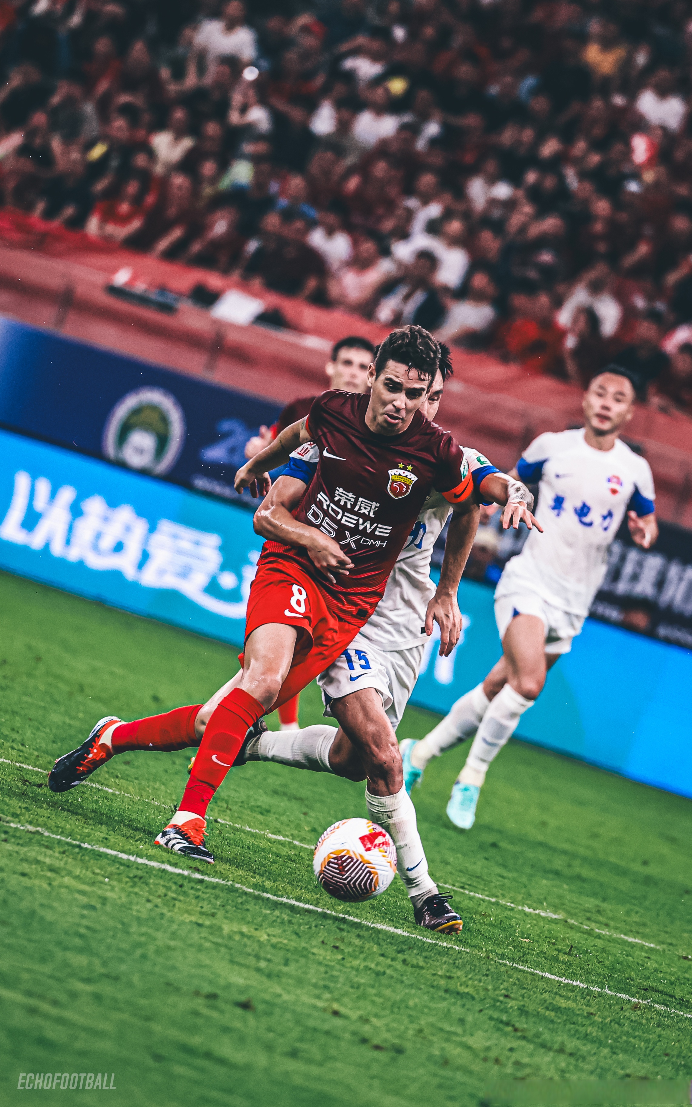 关于外援表现抢眼！外援在场上如鱼得水，凭借出色表现帮助球队胜出！的信息